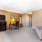 Quality Inn Toronto Airport