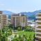 Mountain Views Urban Plaza
