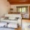 Crown Hill Lodge