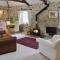 The Coach House - 24439