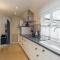 St Elmo Lodge - Cottage