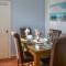 Seaside Retreat - Cottage