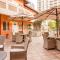 Sun Harbour Boutique Hotel