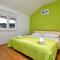 Apartments Marija - Maslenica - first line to the sea