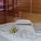 La Tavi casute tip camping