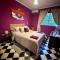 Downtown Room