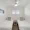 Absolute Beachfront Apartment 1T