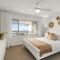 Absolute Beachfront Apartment 1T