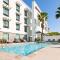 Hampton Inn & Suites - Napa, CA