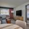 Hotel Zessa Orange County Airport, a DoubleTree by Hilton