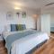 3 Bedroom Villa, Great Views, Buggy Hamilton Island