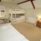 4 Bed in Gower oc-hh701