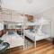 Pet-friendly Beachfront Family Retreat