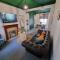 Junctions Way by Tŷ SA -3 bed in Newport