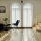 Charming Kosher Private Duplex, Prime City Center, Steps to Machane Yehuda