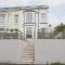 76A Mackworth Road