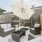 76A Mackworth Road