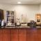 Cobblestone Hotel & Suites - Knoxville