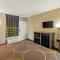 Super 8 by Wyndham Commerce