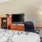 Sleep Inn & Suites Milwaukee Airport