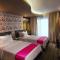 Eloisa Royal Suites