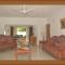 Julie's Holiday Home - Pointe Au Sel 