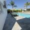 Villa Coralia Gardens 1km From Coral Bay Beach