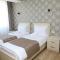 Hotel Sharl