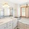 6175 - Longview Cottage