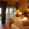 Omah Sinten Heritage Hotel & Resto