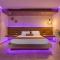 So White Boutique Suites