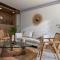 So White Boutique Suites