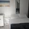 Wooden Townhouse close to Ramsgate Beach Basisha