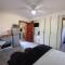 Wooden Townhouse close to Ramsgate Beach Basisha