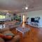 Wooden Townhouse close to Ramsgate Beach Basisha