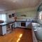 Wooden Townhouse close to Ramsgate Beach Basisha