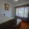 Wooden Townhouse close to Ramsgate Beach Basisha
