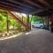 Wooden Townhouse close to Ramsgate Beach Basisha