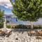 Sea Breeze Apartments