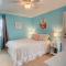 2048 - Coral Cove Cottage