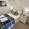 Top Of The Lane Luxury Holiday Apartment