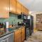 225 6th Avenue 4