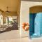 Phoenix Condo with Resort Perks and Mountain Views!