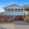 4011 - The Dog`s House