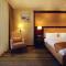 Shera Inn Hotel