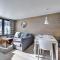 Charmant Appartement à Tignes Val Claret, Près des Commerces et Pistes, WiFi et Balcon Inclus - FR-1-641-26