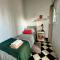 Downtown Room
