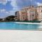 Centrally located apartment with swimming pool