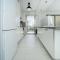 Central Luxurious 2 bedroom flat