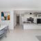 Central Luxurious 2 bedroom flat